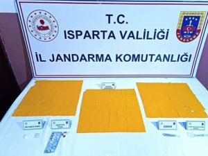 ISPARTA’DA JANDARMADAN UYUŞTURUCU OPERASYONU: 4 ŞÜPHELİ TUTUKLANDI