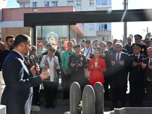 MUSTAFA ERTUĞRUL AKER’İN ANIT MEZARI TÖRENLE AÇILDI