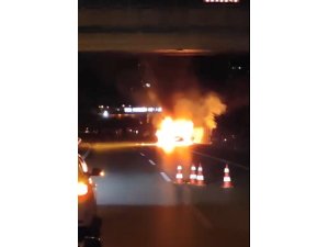 OTOMOBİL ALEV ALEV YANDI