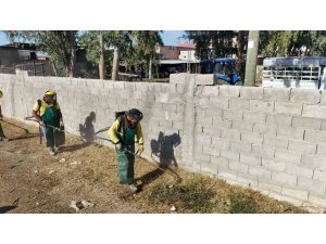 TARSUS’TA TEMİZLİK ÇALIŞMALARI HIZ KESMEDEN SÜRÜYOR