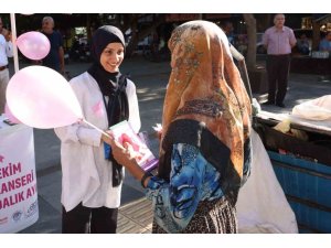 AKDENİZ BELEDİYESİNDEN ’MEME KANSERİ FARKINDALIĞI’ İÇİN PEMBE KURDELE