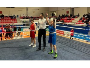 AKDENİZ BELEDİYE SPOR’DAN KAYSERİ’DE ŞAMPİYONLUK GEÇİDİ