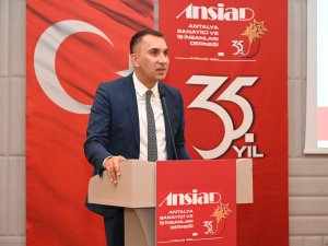 ÖZBEK, CUMHURİYET'İN İKİNCİ YÜZYILININ ÖNEMİNE DEĞİNDİ