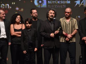 FESTİVALE, 'TAVŞAN İMPARATORLUĞU' DAMGA VURDU