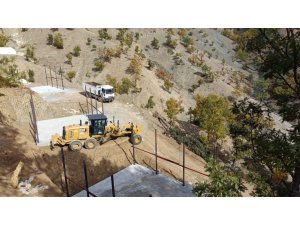 ONİKİŞUBAT BELEDİYESİNDEN 12 KIRSAL MAHALLEDE HİZMET SEFERBERLİĞİ