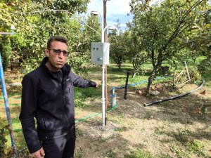 EĞİRDİR'DE BAHÇELERDE OBRUK, EVLERDE ÇATLAKLAR OLUŞTU