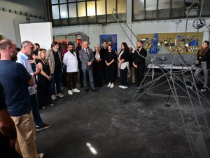 PİL FABRİKASI GELECEĞE KÖPRÜ OLDU