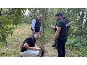 OBRUKLARIN OLUŞTUĞU, DUVARLARIN ÇATLADIĞI EĞİRDİR’DE AFAD İNCELEMELERİ SÜRÜYOR