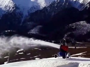 DAVRAZ'A KAR MAKİNASI