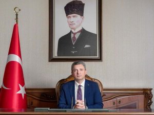 VALİ ŞAHİN'DEN 10 KASIM MESAJI