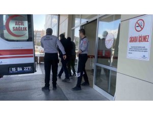 BURDUR’DA KOLUNU HİSAR MAKİNESİNE KAPTIRAN İŞÇİ AĞIR YARALANDI