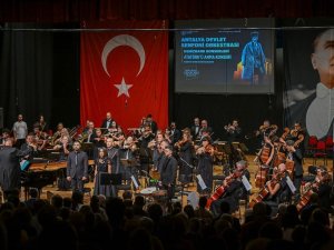 ADSO ATATÜRK'Ü, SEVDİĞİ ŞARKILARLA ANDI