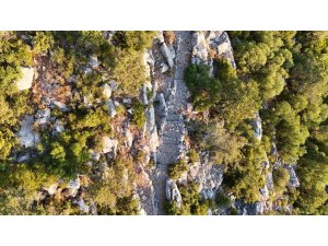 ANTALYA’DA 3 BİN 650 METRELİK TARİHİ KERVAN YOLU ROTASI DRON İLE GÖRÜNTÜLENDİ