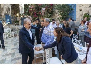 BAŞKAN SEÇER, TURİZM TEMSİLCİLERİYLE BİR ARAYA GELDİ