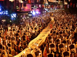 MURATPAŞA'DAN ATA'YA SAYGI YÜRÜYÜŞÜ