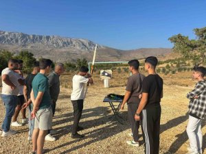 SİLİFKE’DE MAHALLE MUHTARLIĞINDAN GENÇLERE SOSYAL ETKİNLİK