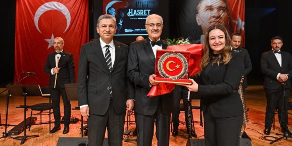 BÜYÜKŞEHİR ATATÜRK'Ü "HASRET" KONSERİYLE ANDI