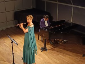 TÜRK FLÜTİST 10 KASIM'DA ATA'YI ATİNA'DA ANDI