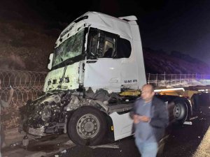 TARSUS’TA ZİNCİRLEME KAZA: 1 YARALI