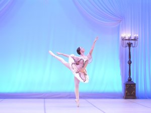 'PAQUİTA & BİR YAZ GECESİ RÜYASI' VEDA EDİYOR