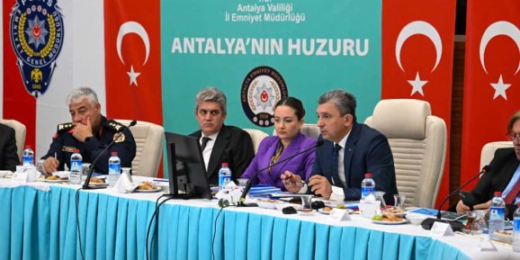 TRAFİK TEDBİRLERİ TOPLANTISI GERÇEKLEŞTİRİLDİ