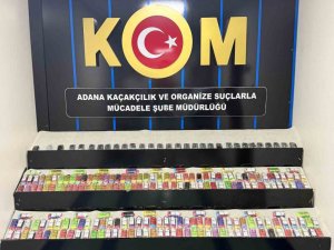 ADANA’DA 3 MİLYON TL DEĞERİNDE KAÇAKÇILIK OPERASYONU: TELEFONLAR, SİGARALAR ELE GEÇİRİLDİ