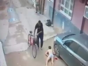 YASAK İLİŞKİ CİNAYETİ KAMERADA: GÖRÜNTÜLERE BIÇAKLAMA ANLARI YANSIDI