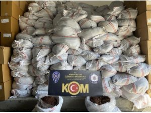 ADANA’DA TIRDA 10 TON KAÇAK TÜTÜN ELE GEÇİRİLDİ