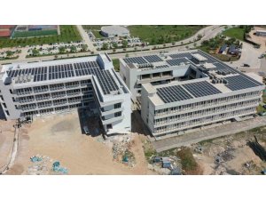 ÜNİVERSİTE GES İLE ELEKTRİĞİNİ ÜRETTİ, MİLYONLARCA LİRA TASARRUF ETMEYE BAŞLADI