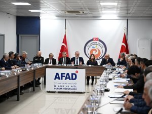 BAKAN YARDIMCISI KARALOĞLU VALİLİĞİ ZİYARET ETTİ