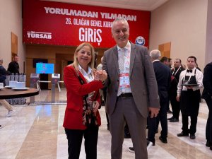 TÜRSAB SANDIĞINDA KRİTİK EŞİK: BEYAZ LİSTE YENİLENME, MAVİ LİSTE VESAYET