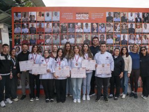 GASTROANTALYA'YA BELEK ÜNİVERSİTESİ DAMGASI