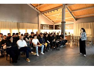 MURATPAŞA’DA HİJYEN VE GIDA GÜVENLİĞİ EĞİTİMİ DÜZENLENDİ