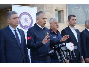 İÇİŞLERİ BAKANI ALİ YERLİKAYA: "UYUŞTURUCUYA SAVAŞ AÇTIK, OPERASYONLARIMIZLA ONLARA NEFES ALDIRMAYACAĞIZ"