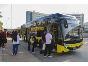 MERSİN’İN ULAŞIMINDA ÇEVRECİ HAMLE: 18 ELEKTRİKLİ OTOBÜS HİZMETE BAŞLADI