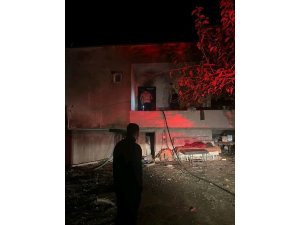 ARSUZ’DA MÜSTAKİL EV YANDI