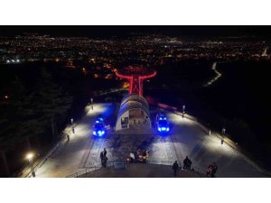 CAM SEYİR TERASTA ANLAMLI IŞIKLANDIRMA