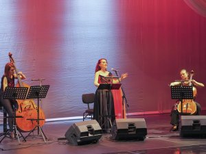 ANTALYA’DA TUTKUNUN DANSI: 'ASPENDOS ENSEMBLE'