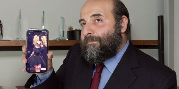 YAPAY ZEKA ROBOTLARI ÇOCUKLARI MÜSTEHCEN KONUŞMALARA  YÖNLENDİRİYOR