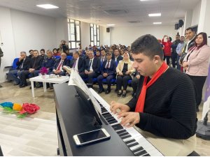 ÖZEL BİREYLERİN ETKİNLİĞİ RENKLİ ANLARA SAHNE OLDU