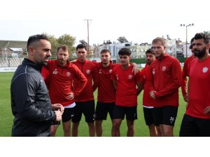 KEPEZSPOR’UN YENİ TEKNİK DİREKTÖRÜ KEREM ŞERAS’TAN TARAFTARA ÇAĞRI