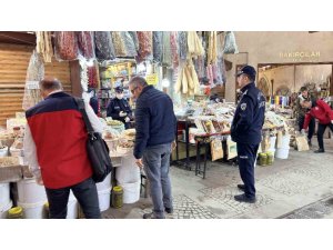 KAHRAMANMARAŞ KAPALI ÇARŞI’DA GIDA DENETİMİ YAPILDI