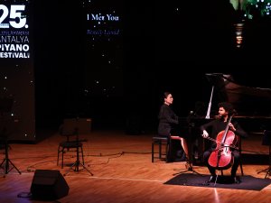 JAMAL ALİYEV VE ECE DAĞISTAN İZLEYENLERİ BÜYÜLEDİ