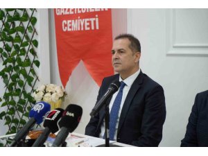 RIZA PERÇİN: "ANTALYASPOR İÇİN BİRAZ DİLENCİ OLDUK, 35 MİLYON DOLAR’DAN FAZLA BORÇ VAR"