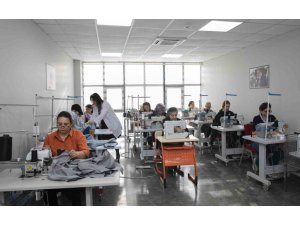 MERSİN’DE GİYİM ÜRETİM KURSLARINA BÜYÜK İLGİ
