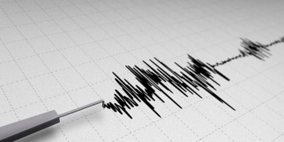 ANTALYA'DA 4.3 BÜYÜKLÜĞÜNDE DEPREM