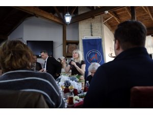 REKTÖR PROF. DR. ÖZKAN: "ÖĞRENCİLERİMİZİ SADECE ÜNİVERSİTENİN BİR PARÇASI OLARAK DEĞİL, BU KURUMUN NEFESİ, ENERJİSİ VE GELECEĞİ OLARAK GÖRÜYORUM"