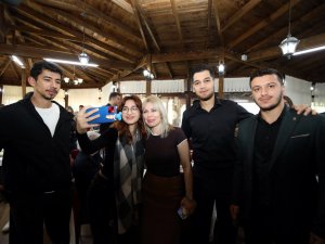 ÖZKAN, ÖĞRENCİ TOPLULUK BAŞKANLARIYLA BULUŞTU