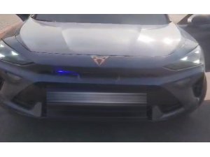 ÇAKARLI ARACIN SÜRÜCÜSÜNE 276 BİN TL CEZA KESİLDİ, TRAFİKTEN MEN EDİLDİ