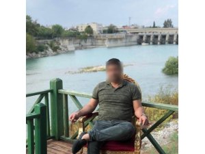 ADANA’DA TORBACI OLDUĞU ÖNE SÜRÜLEN ŞAHIS CANLI YAYINDA İNTİHAR ETTİ